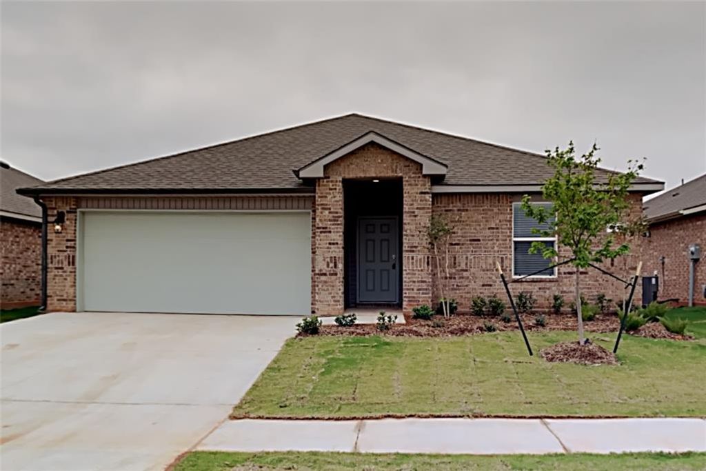 4221 Moonlight Road, Mustang, OK 73064