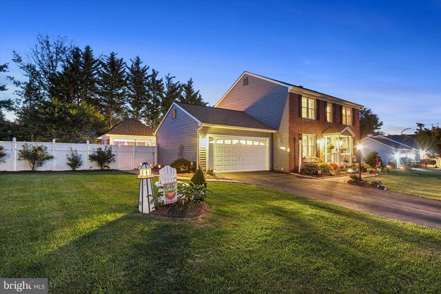 10 OLD FARM LN, New Freedom, PA 17349