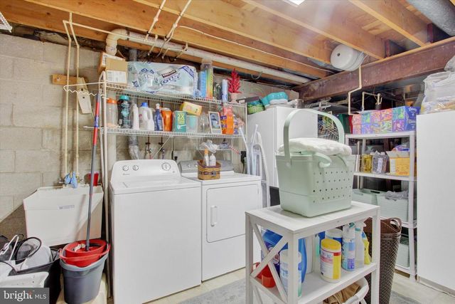 10 OLD FARM LN, New Freedom, PA 17349