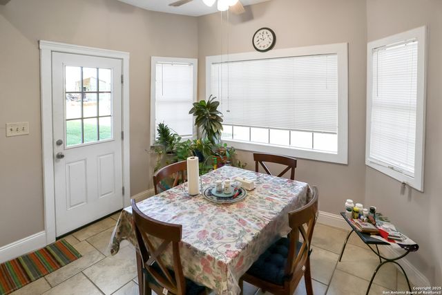 2504 Schwab, Seguin, TX 78155