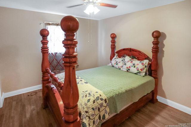 2504 Schwab, Seguin, TX 78155