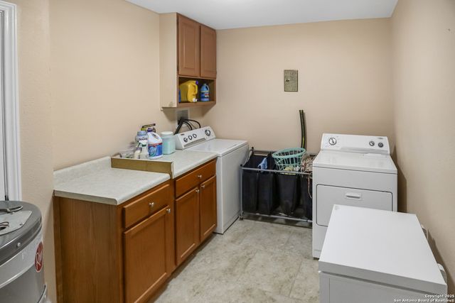 2504 Schwab, Seguin, TX 78155