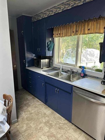 202 W 10TH STREET, Neillsville, WI 54456