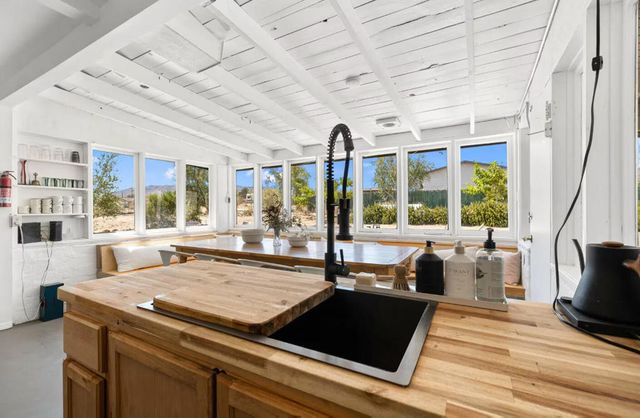 7657 N Star Avenue, 29 Palms, CA 92277