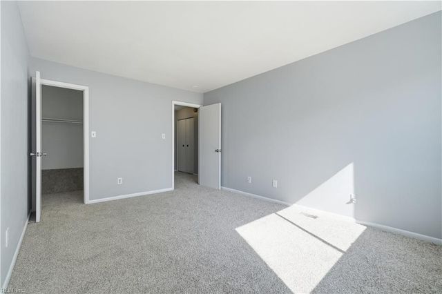 1554 Monterry PL, Newport News, VA 23608