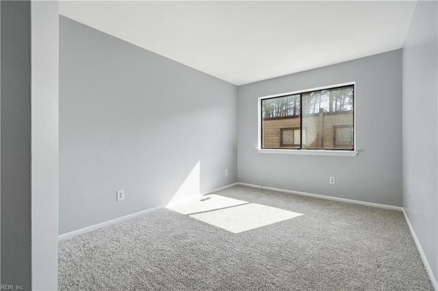 1554 Monterry PL, Newport News, VA 23608