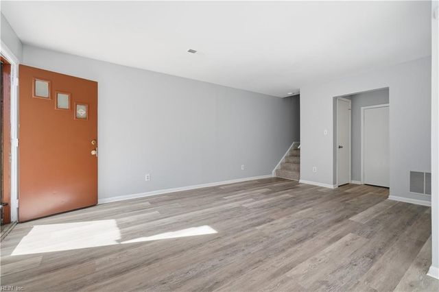 1554 Monterry PL, Newport News, VA 23608