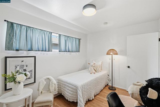 2114 Gaynor Ave, Richmond, CA 94801