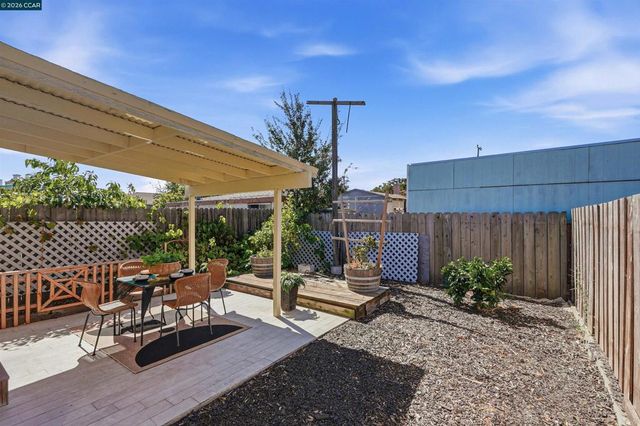 2114 Gaynor Ave, Richmond, CA 94801