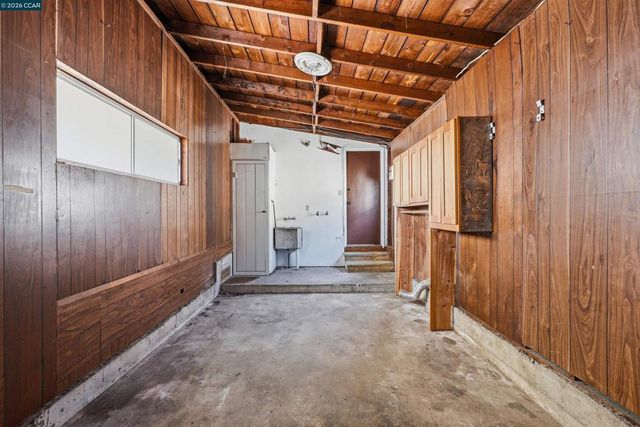 2114 Gaynor Ave, Richmond, CA 94801