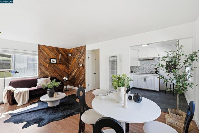 2114 Gaynor Ave, Richmond, CA 94801