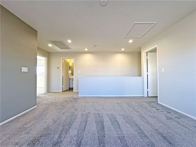 2421 Lilac Cove Street, Las Vegas, NV 89135