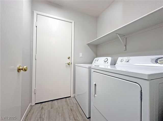 2421 Lilac Cove Street, Las Vegas, NV 89135