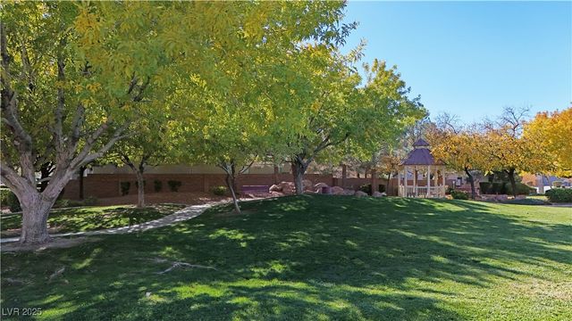 2421 Lilac Cove Street, Las Vegas, NV 89135