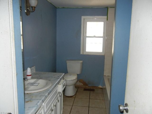 1034 Cascade Avenue, Eden, NC 27288