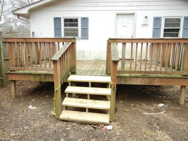 1034 Cascade Avenue, Eden, NC 27288