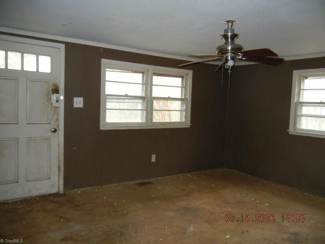 1034 Cascade Avenue, Eden, NC 27288