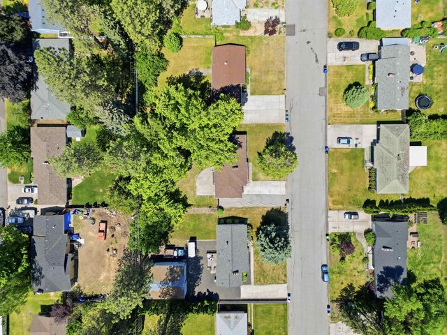 9415 N ATLANTIC St, Spokane, WA 99218