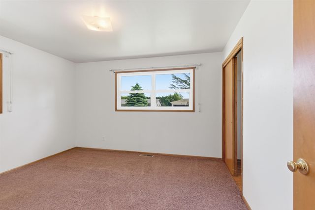 9415 N ATLANTIC St, Spokane, WA 99218