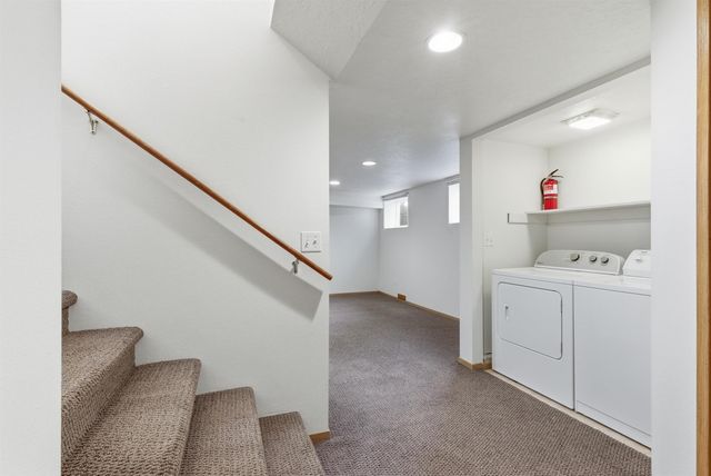 9415 N ATLANTIC St, Spokane, WA 99218
