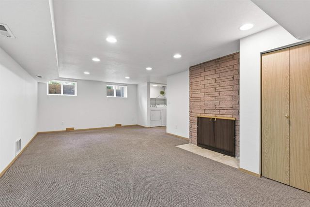 9415 N ATLANTIC St, Spokane, WA 99218