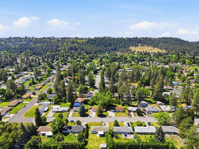 9415 N ATLANTIC St, Spokane, WA 99218