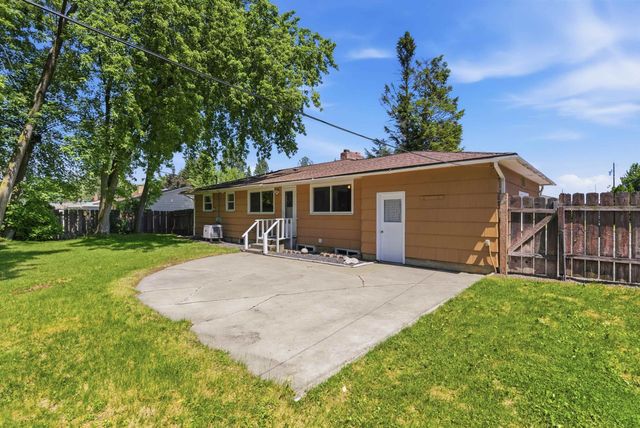 9415 N ATLANTIC St, Spokane, WA 99218