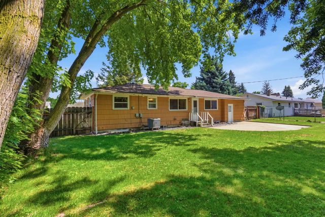 9415 N ATLANTIC St, Spokane, WA 99218