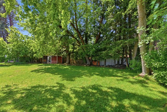 9415 N ATLANTIC St, Spokane, WA 99218