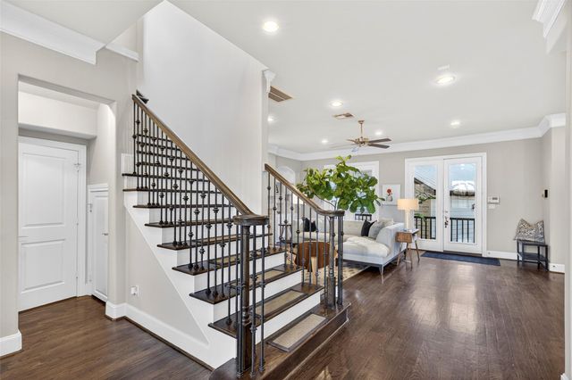 2402 Hollister Road, Houston, TX 77080