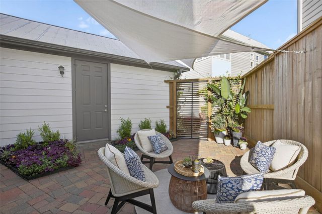 2402 Hollister Road, Houston, TX 77080