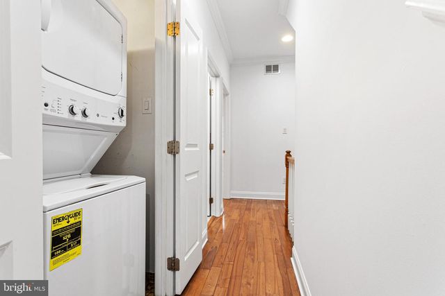 2110 CARPENTER ST, Philadelphia, PA 19146