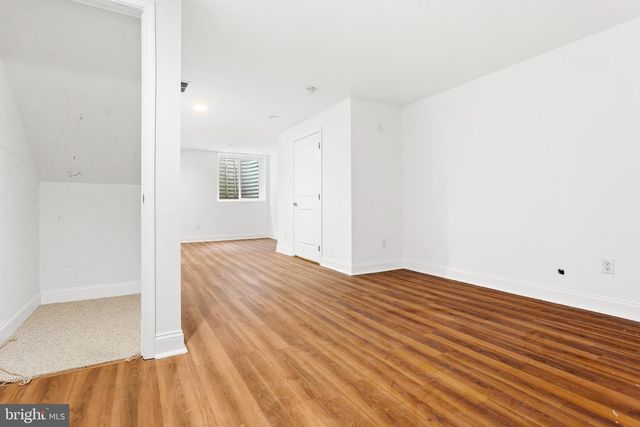 2110 CARPENTER ST, Philadelphia, PA 19146