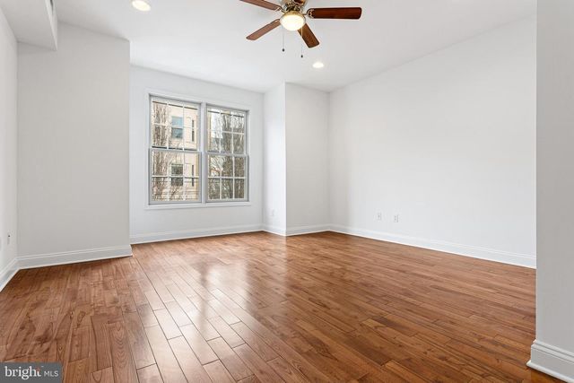 2110 CARPENTER ST, Philadelphia, PA 19146