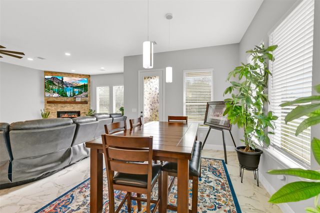 5414 Huepers Street, Alvin, TX 77511