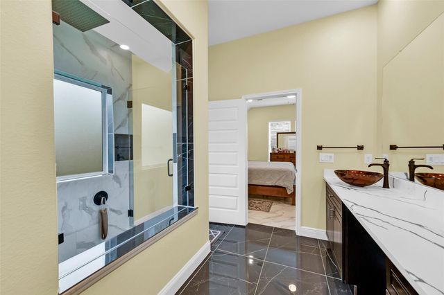 5414 Huepers Street, Alvin, TX 77511