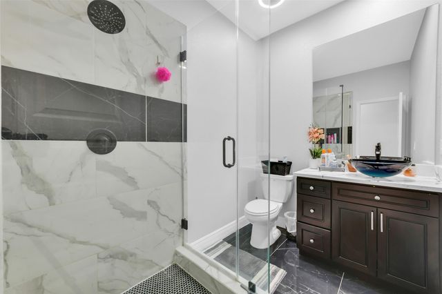 5414 Huepers Street, Alvin, TX 77511