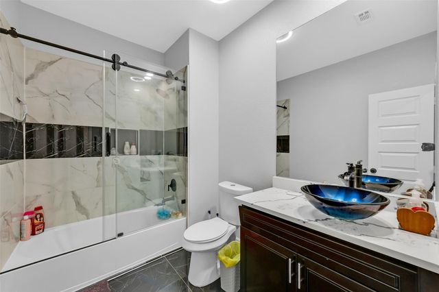 5414 Huepers Street, Alvin, TX 77511