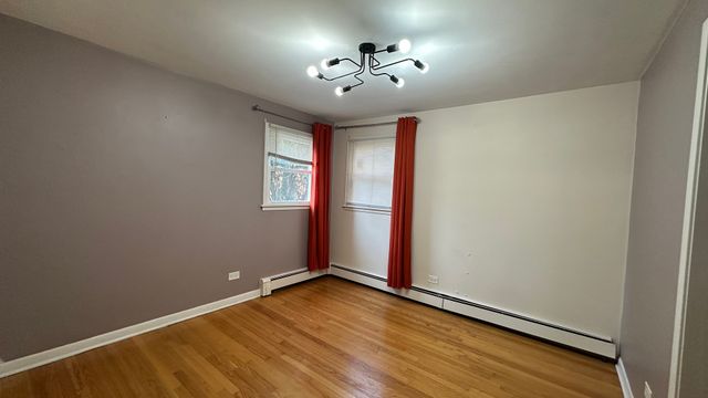 6118 W Gunnison Street 1, Chicago, IL 60630