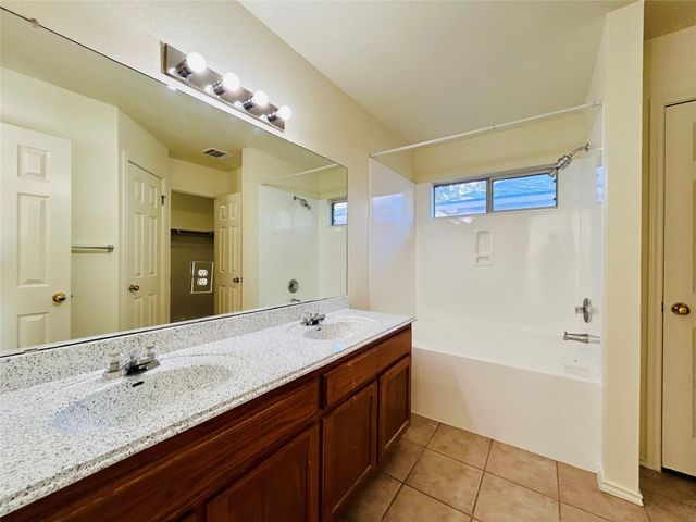 1200 Brighton Bend LN, Cedar Park, TX 78613