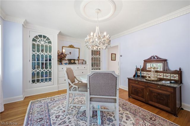 12 Riverside Drive, Poland, OH 44514