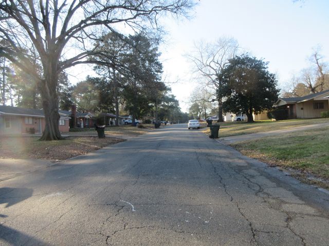 9422 Normandie Drive, Shreveport, LA 71118