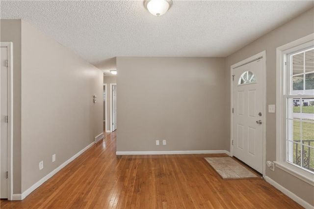 5206 Palmer Drive, Kansas City, MO 64129