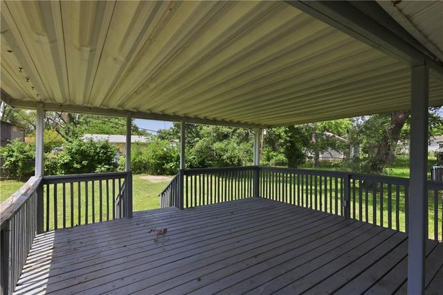 5206 Palmer Drive, Kansas City, MO 64129