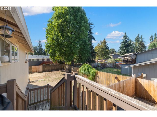 13191 AUTUMN Ln, Oregon City, OR 97045