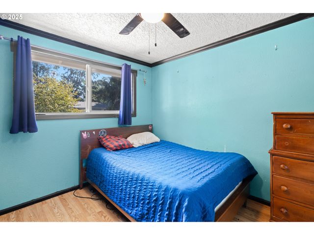 13191 AUTUMN Ln, Oregon City, OR 97045