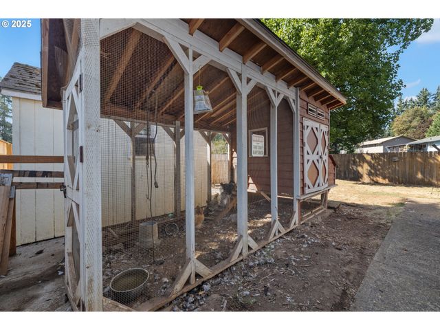 13191 AUTUMN Ln, Oregon City, OR 97045