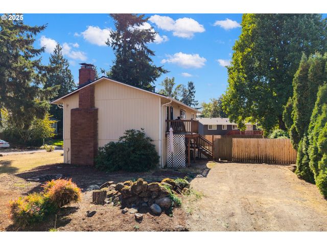 13191 AUTUMN Ln, Oregon City, OR 97045