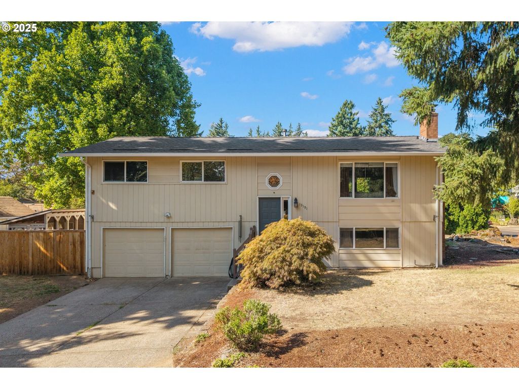13191 AUTUMN Ln, Oregon City, OR 97045