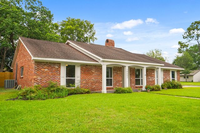 10602 Glenfield Court, Houston, TX 77096